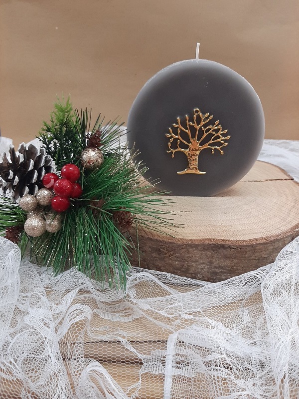 Διακοσμητικά Επιτραπέζια 24home - ΣΗΜΑΝΤΙΚΟ: Σε περίπτωση διαφοράς τιμής από το κατάστημα ισχύει παντα και μόνο η τιμή του καταστήματος Κερί Αρωματικό Με Μεταλλικό Δέντρο Ζωής Γκρι-Χρυσό 11x3